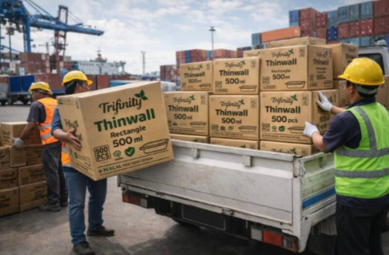 Surabaya siap suplai Timur! 🚢📦 Kerjasama PT Triguna Jaya Sentosa dengan distributor Surabaya memastikan stok wadah Trifinity selalu ada. Material kuat dan anti-pecah, aman buat dikirim lagi ke Bali sampai Nusa Tenggara via Tanjung Perak!